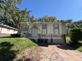 9909 Oakley Ave - Photo 1 of 1