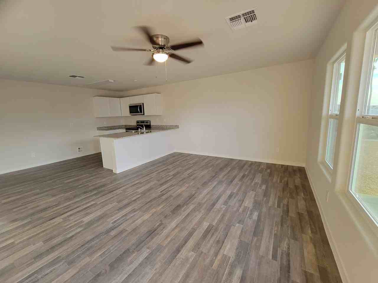 15545 S Cherry Hills Dr - Photo 5 of 22