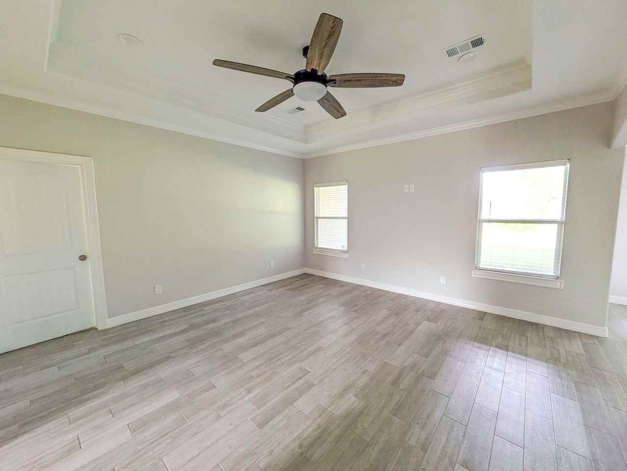 3542 Pradice St - Photo 3 of 20