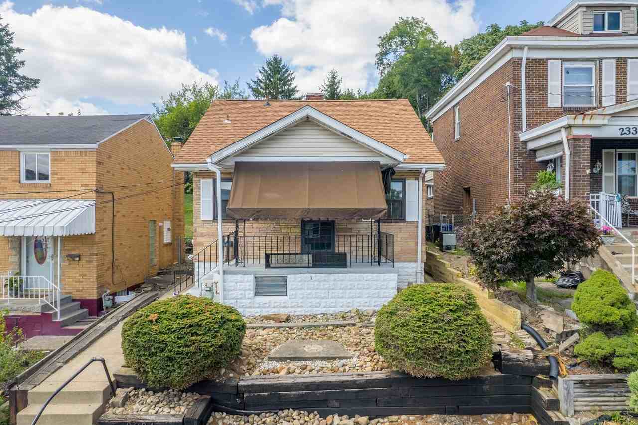 2334 Wolford St - Photo 4 of 25
