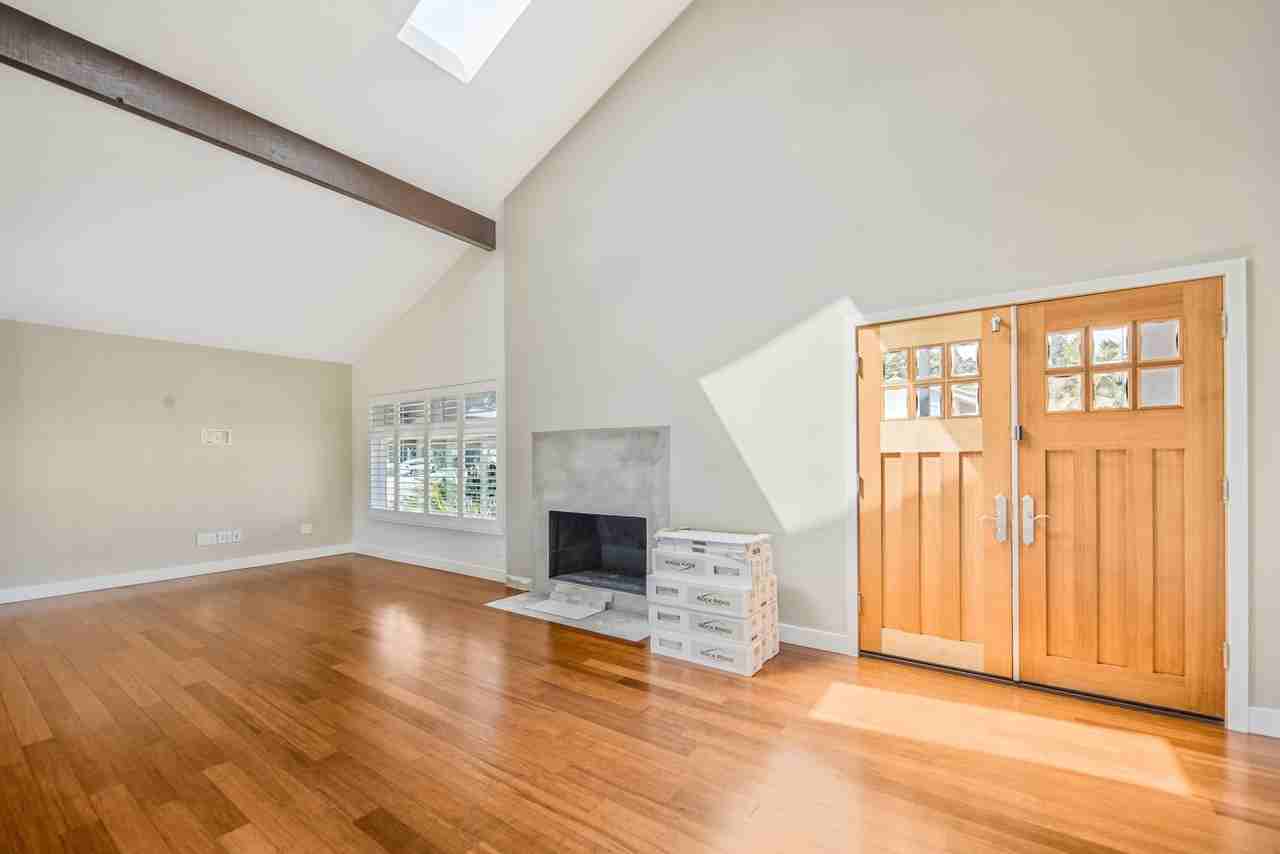 15185 Andorra Way - Photo 4 of 12
