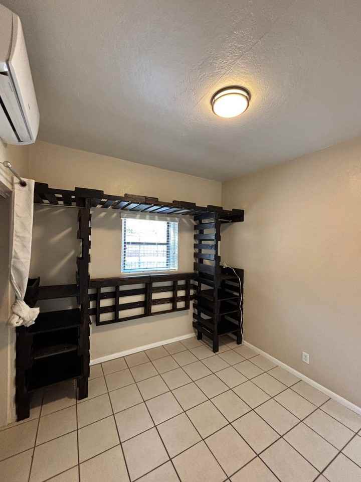 4119 E Fort Lowell Rd #2 - Photo 5 of 8