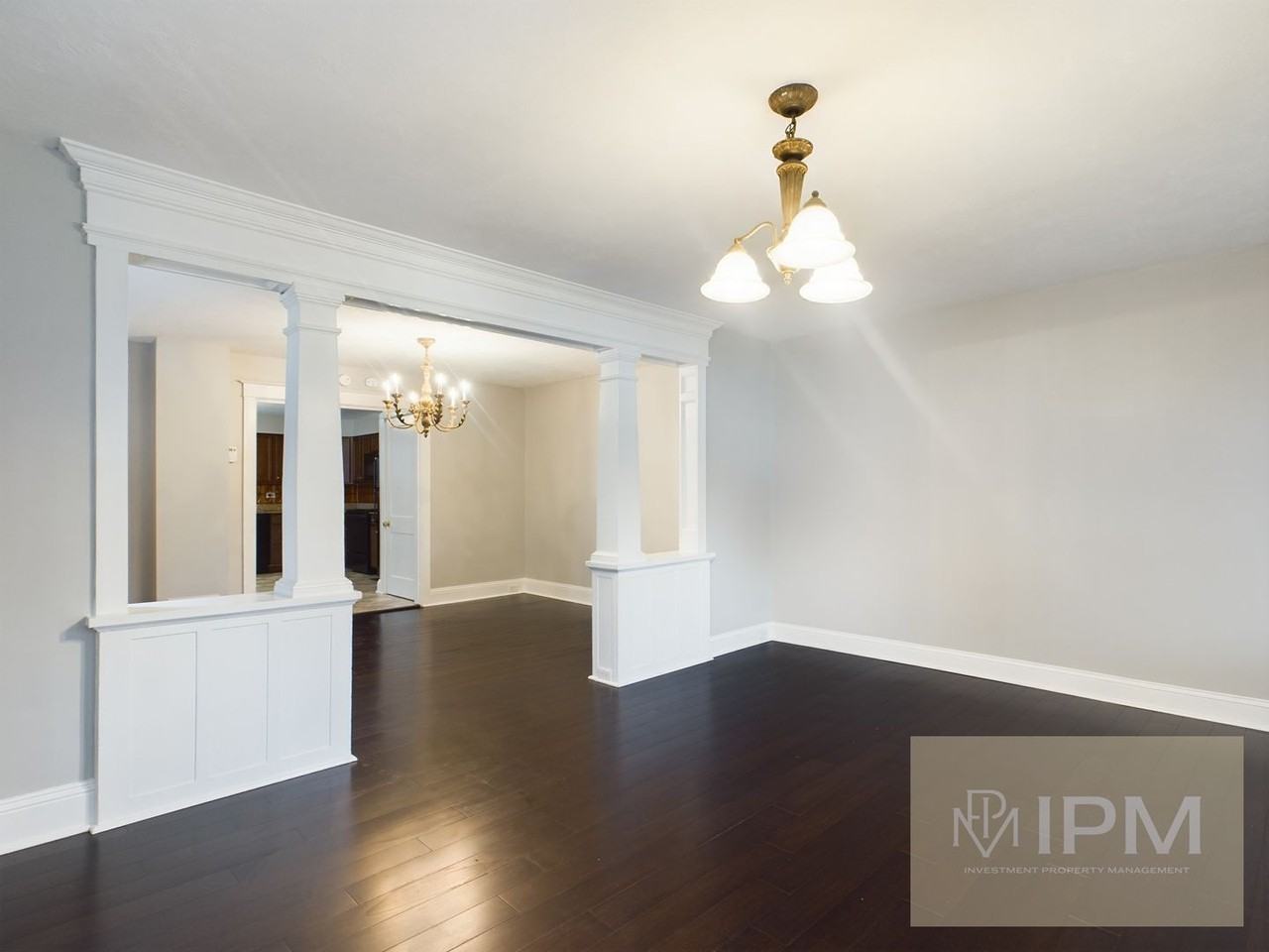 524 W Jackson St - Photo 3 of 17