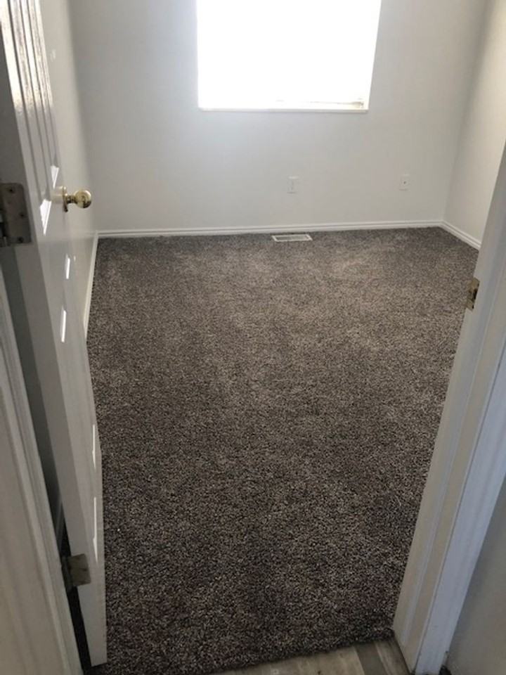 28 Somerset Pl - Photo 5 of 10