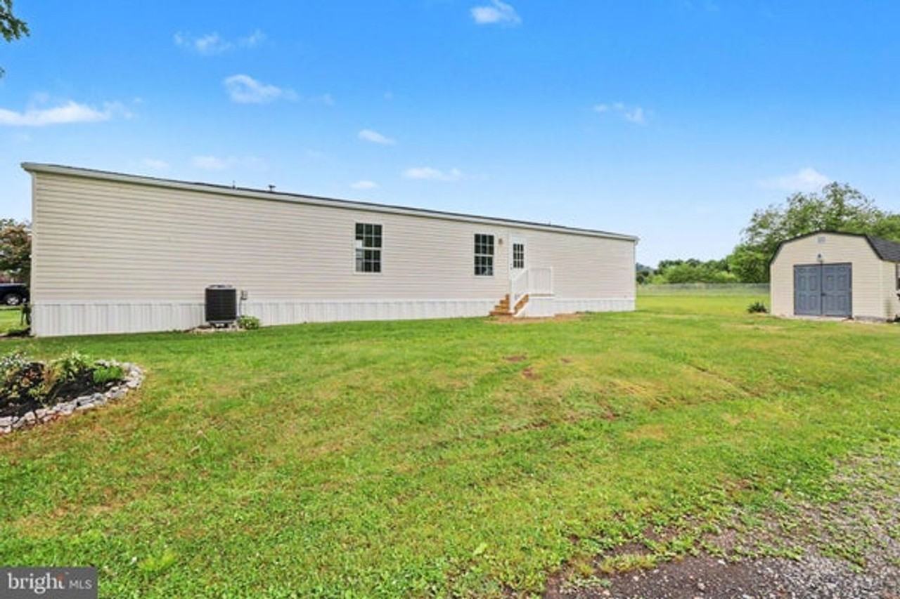 66 Kip Rd - Photo 3 of 16