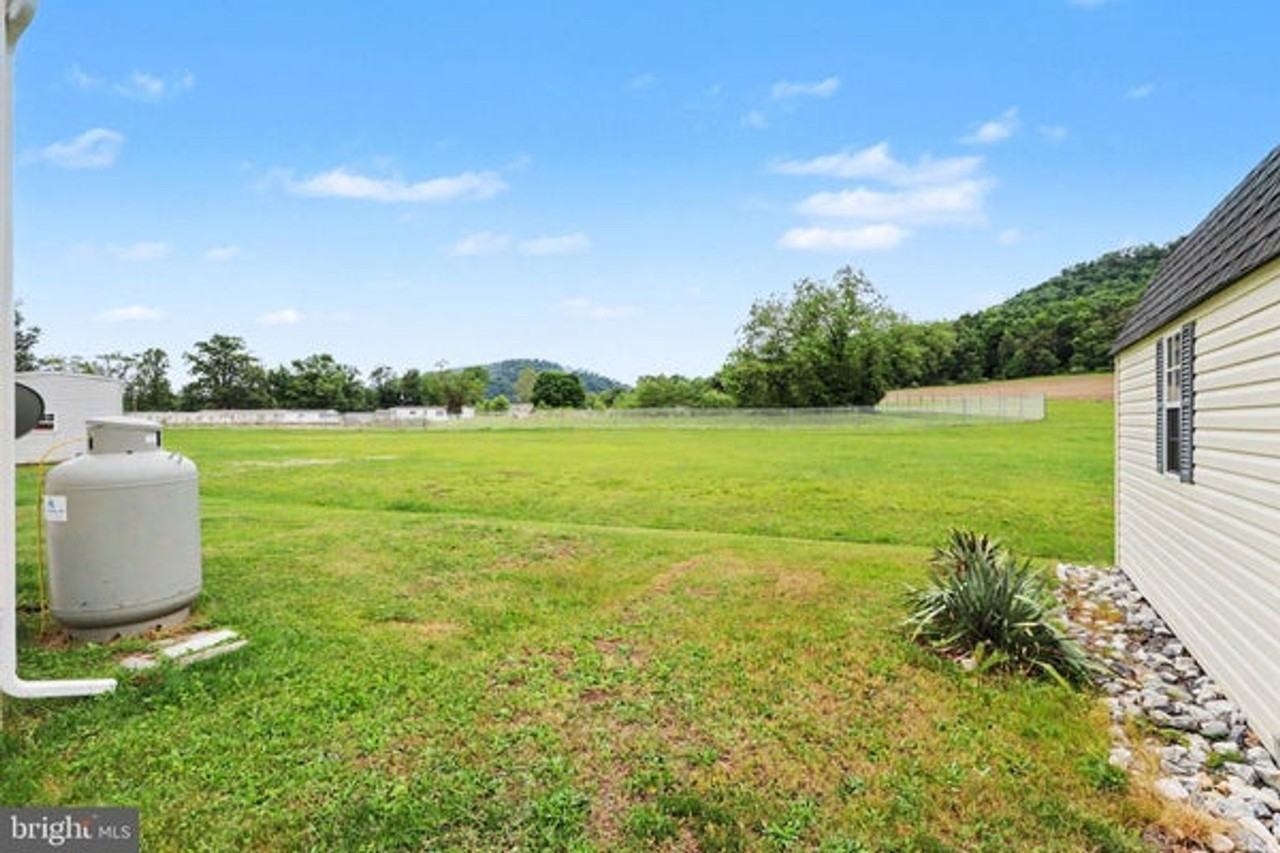 66 Kip Rd - Photo 4 of 16