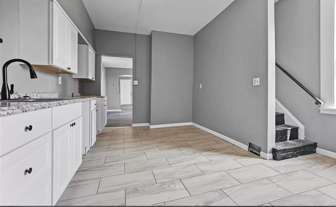 4138 Clara Pl - Photo 7 of 12