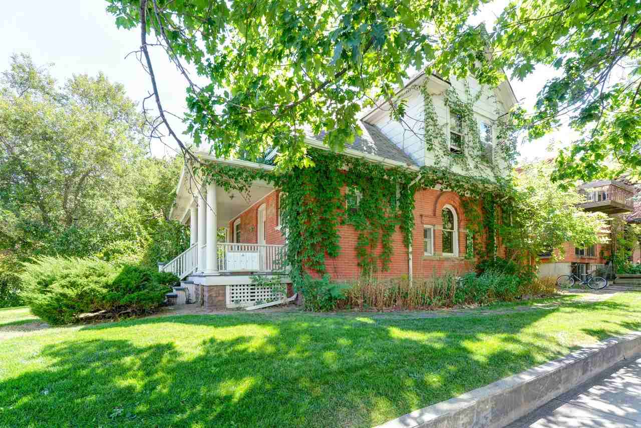 604 Marine St. - Photo 4 of 50