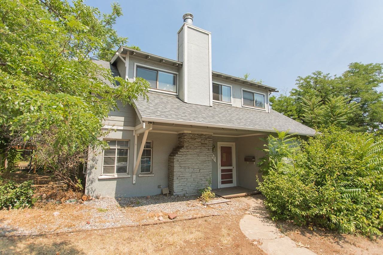 1837 Baseline Rd - Photo 2 of 38