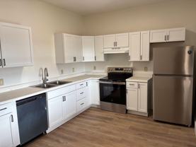 921 W 3rd St - Photo 1 of 1
