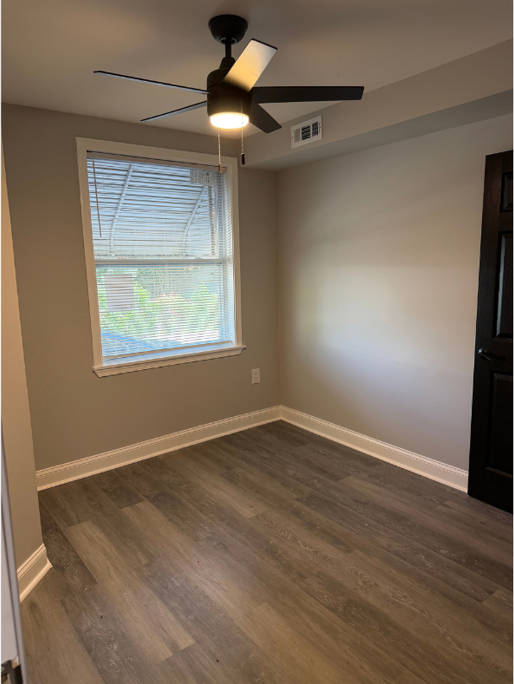 415 Cambria st - Photo 7 of 32