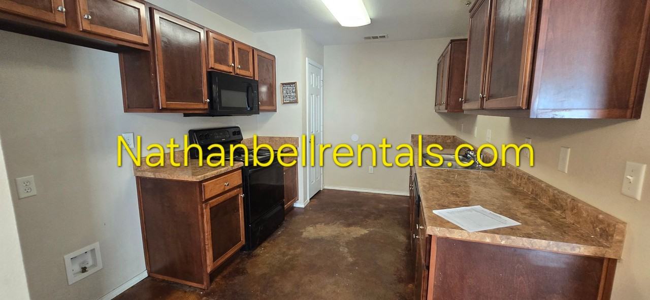 2335 Kimberly St - Photo 3 of 5