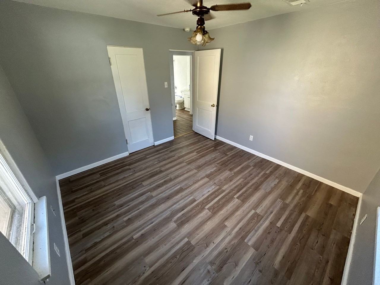3915 White St - Photo 4 of 6