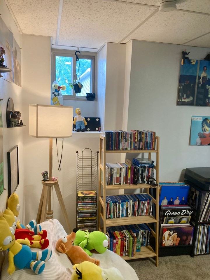Bartlett - Photo 2 of 50