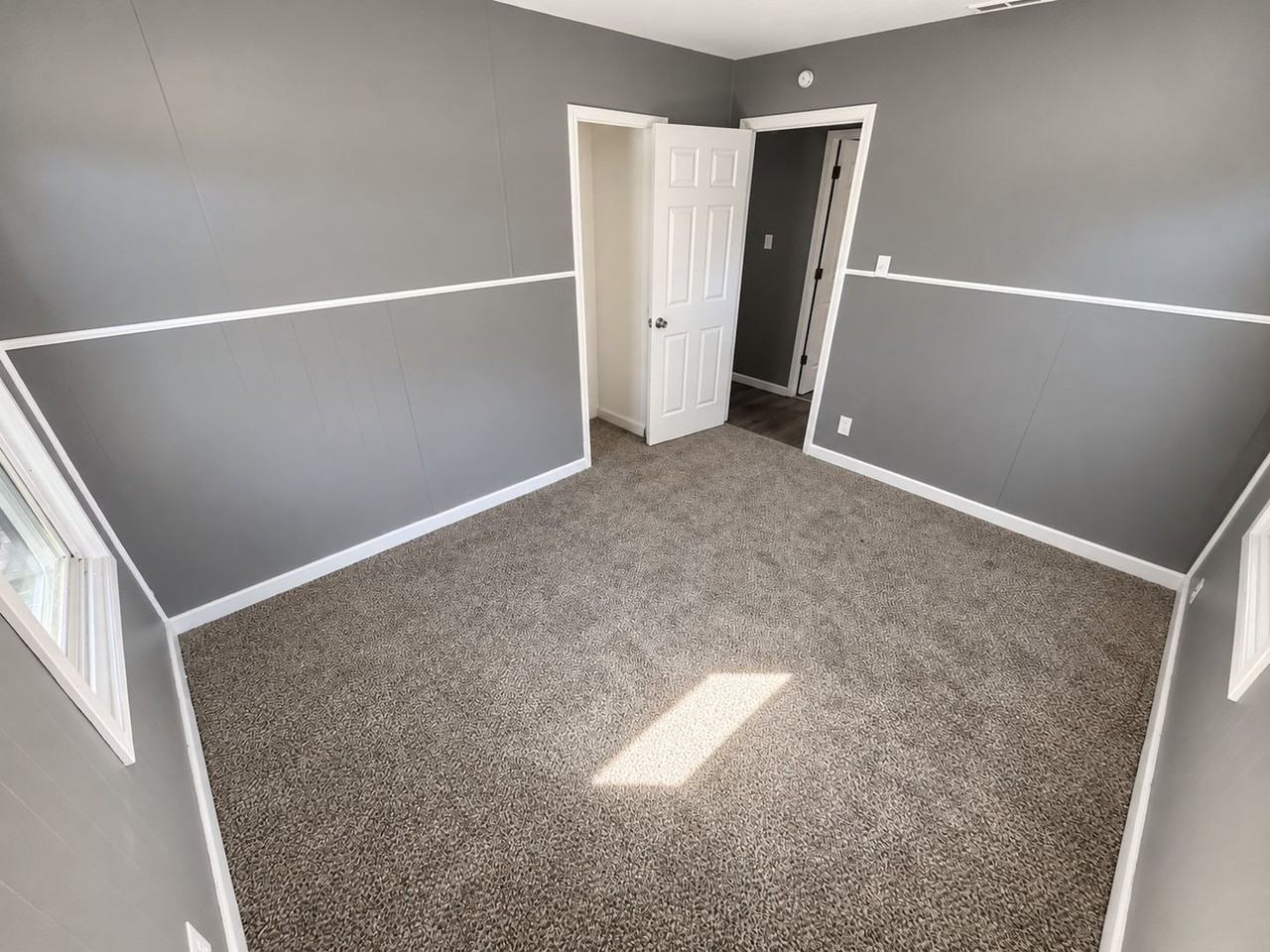 721 Saint Barbara Ln - Photo 4 of 8