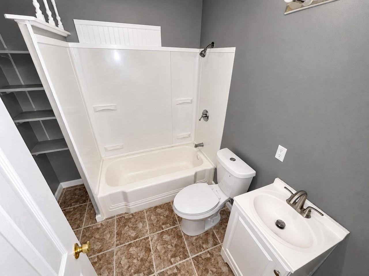 721 Saint Barbara Ln - Photo 7 of 8