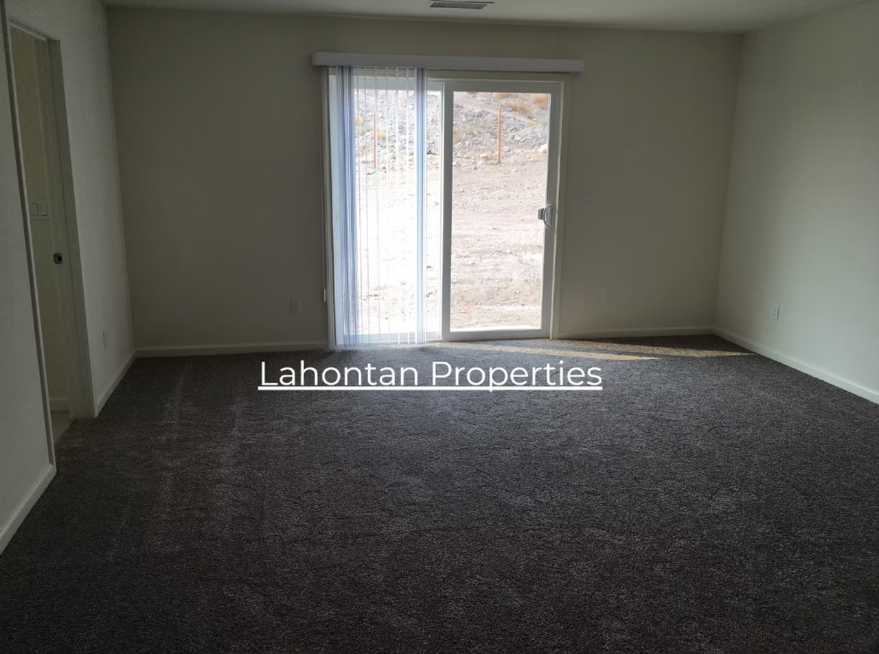286 Redwall Ct - Photo 5 of 9