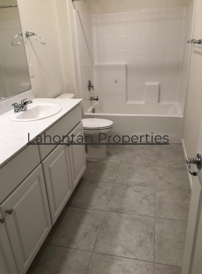 286 Redwall Ct - Photo 7 of 9