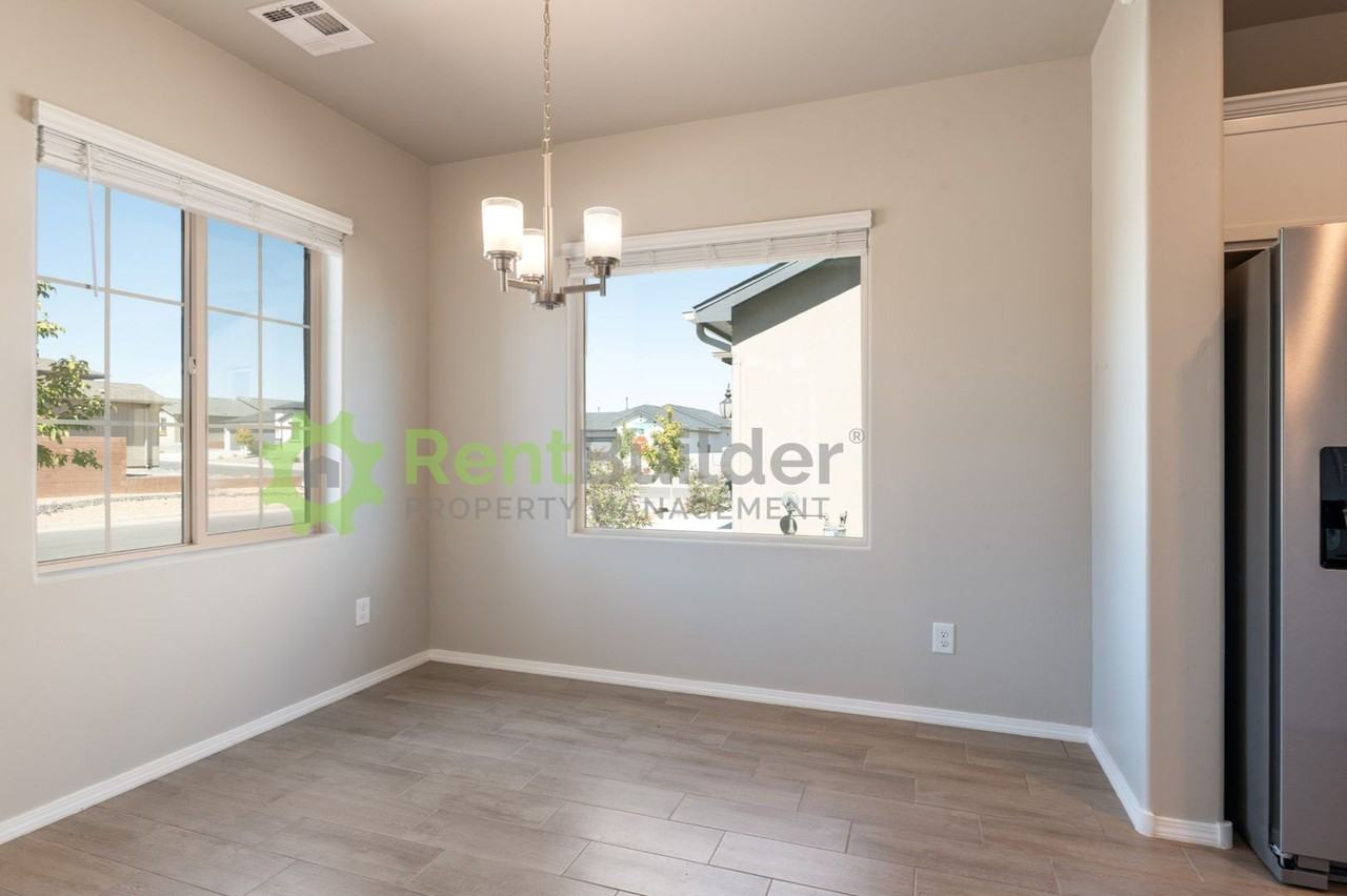 361 Liam Ct Sw - Photo 4 of 23