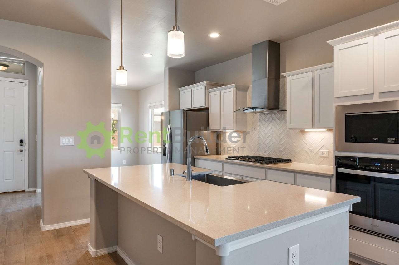 361 Liam Ct Sw - Photo 6 of 23