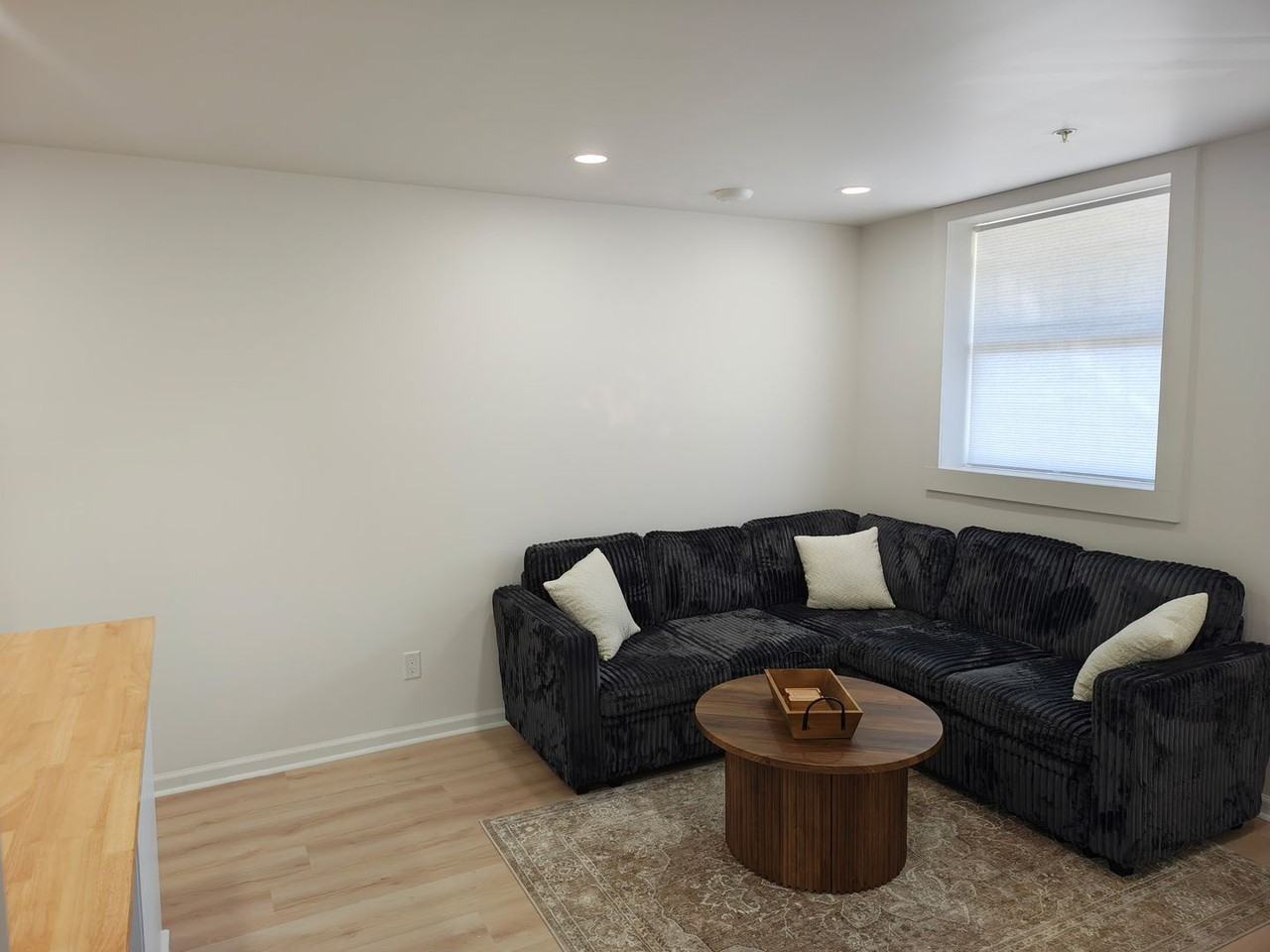 1214 12th St - Photo 4 of 30