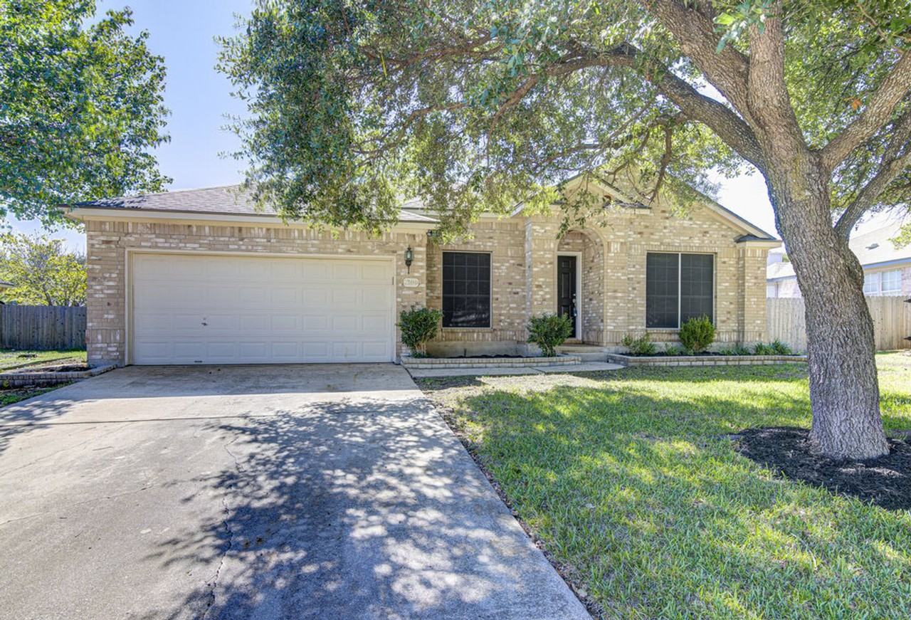 1200 Cedar Hills Blvd - Photo 3 of 27