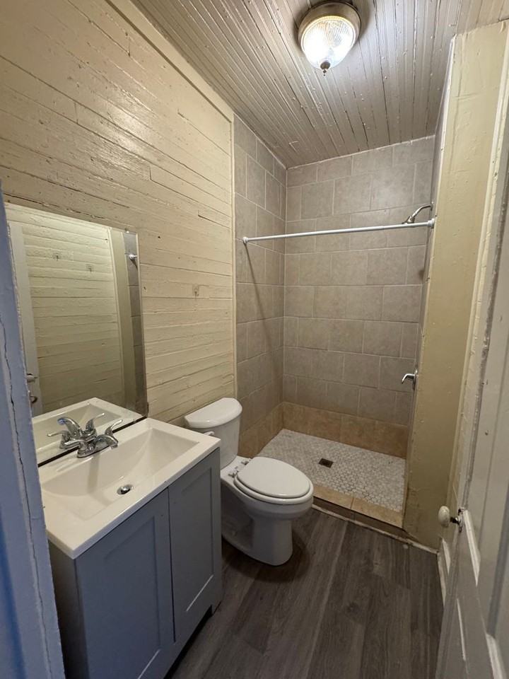 2301 Lasker Ave - Photo 7 of 9