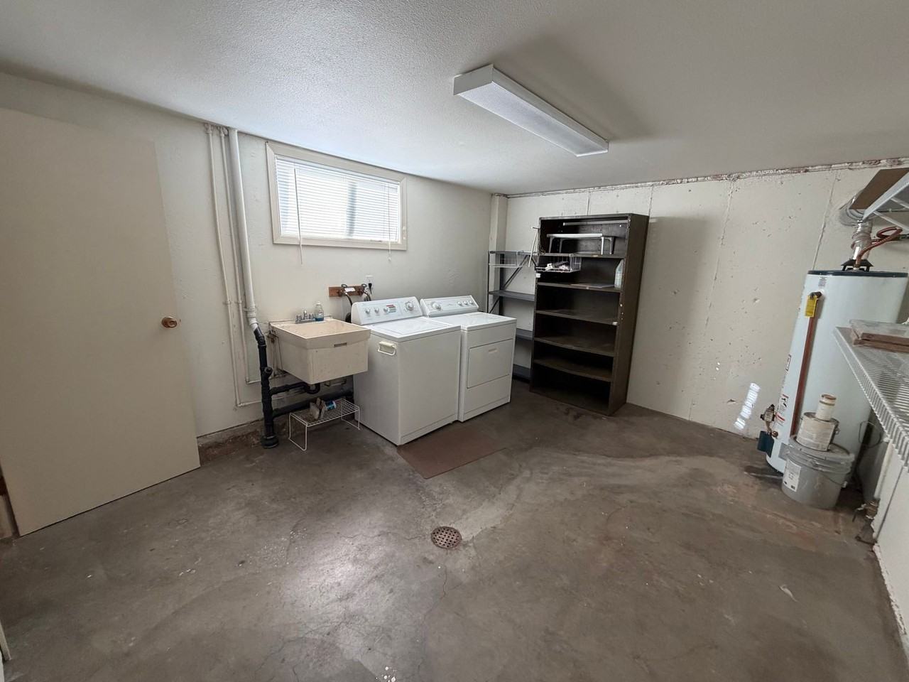 515 Nw Gilliam Ave - Photo 2 of 19