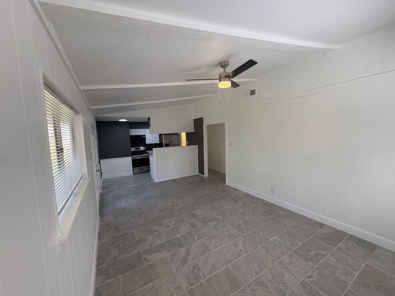 6220 Thurgood Ave - Photo 3 of 24