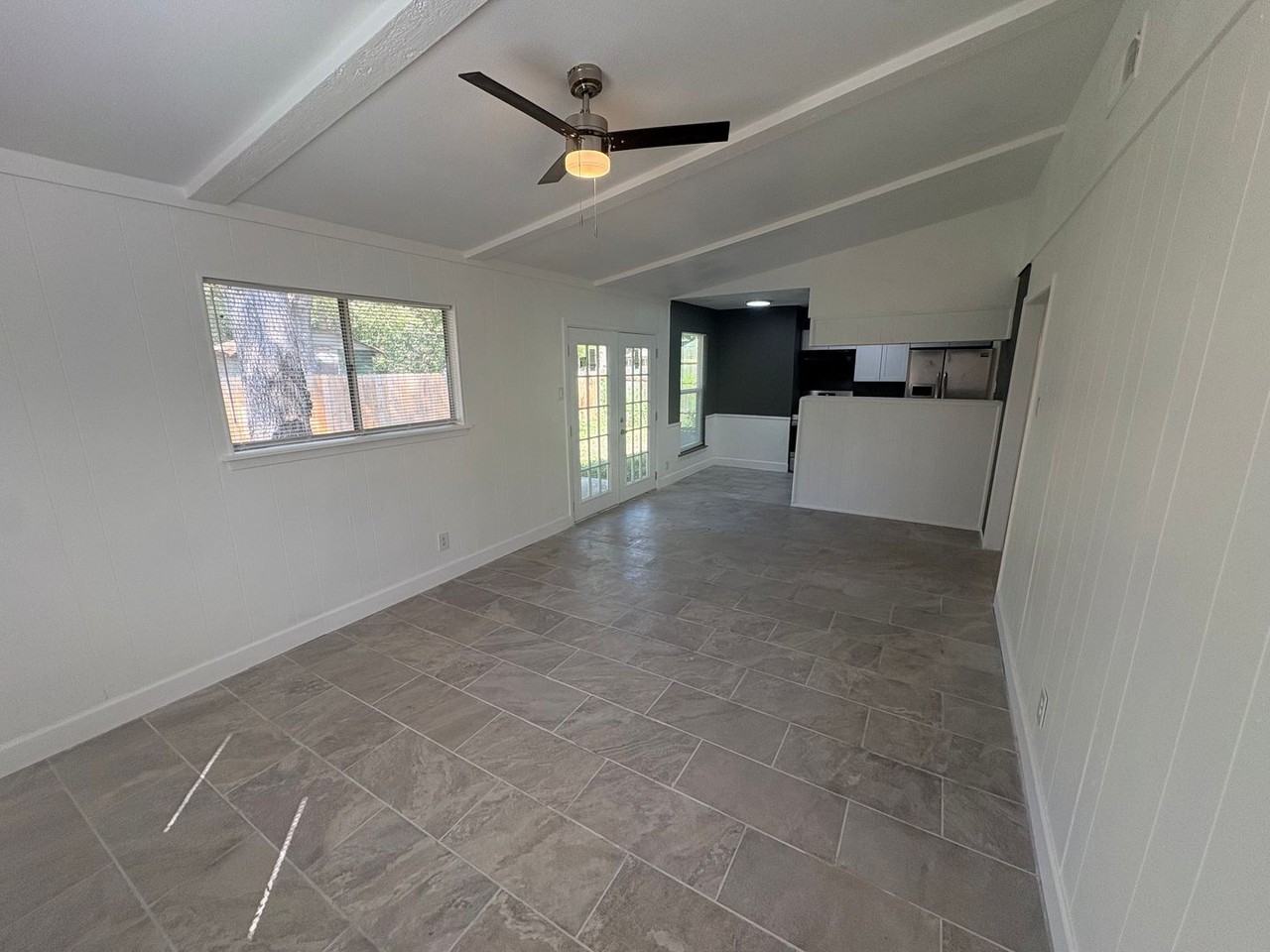 6220 Thurgood Ave - Photo 5 of 24