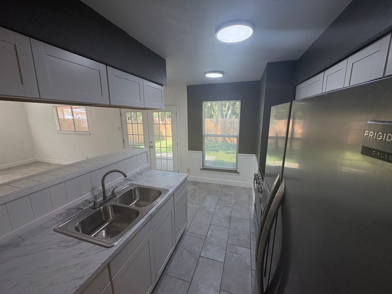 6220 Thurgood Ave - Photo 7 of 24