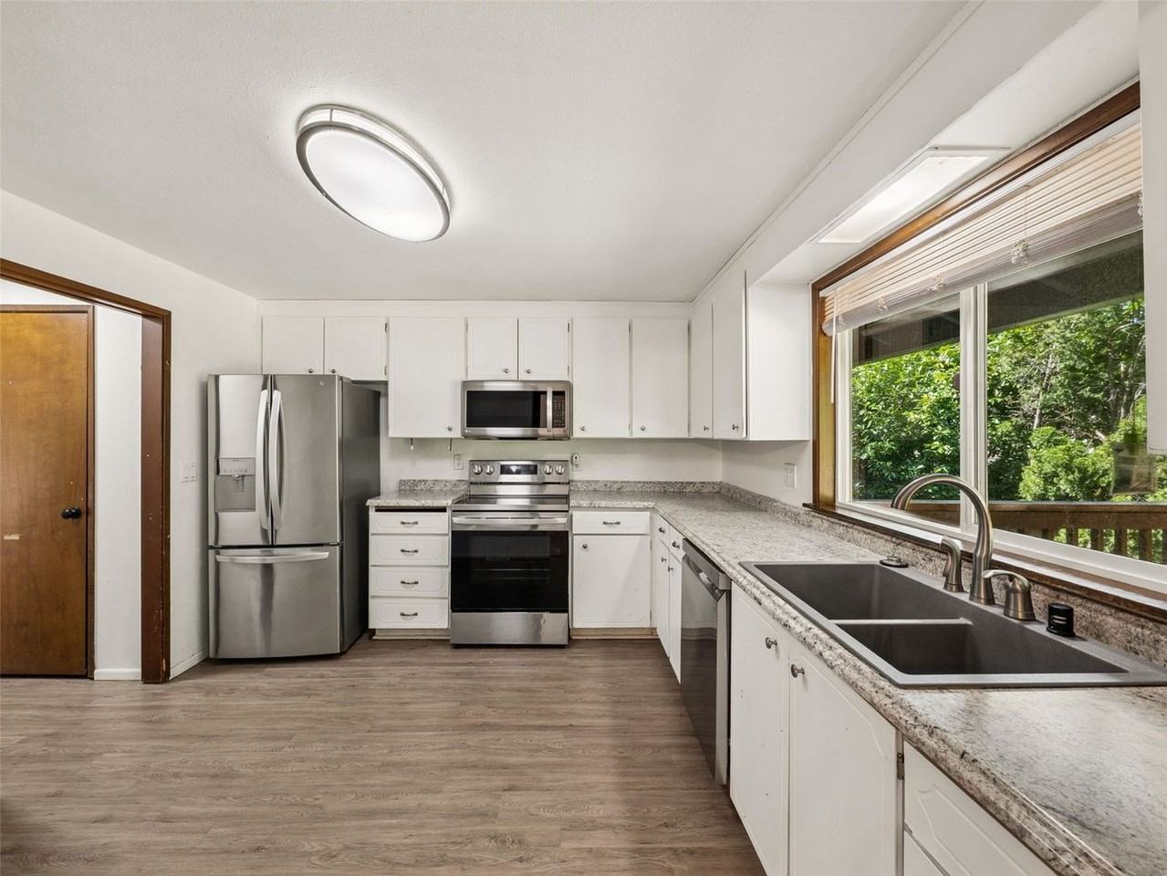 4109 60th Street Ct E - Photo 6 of 23