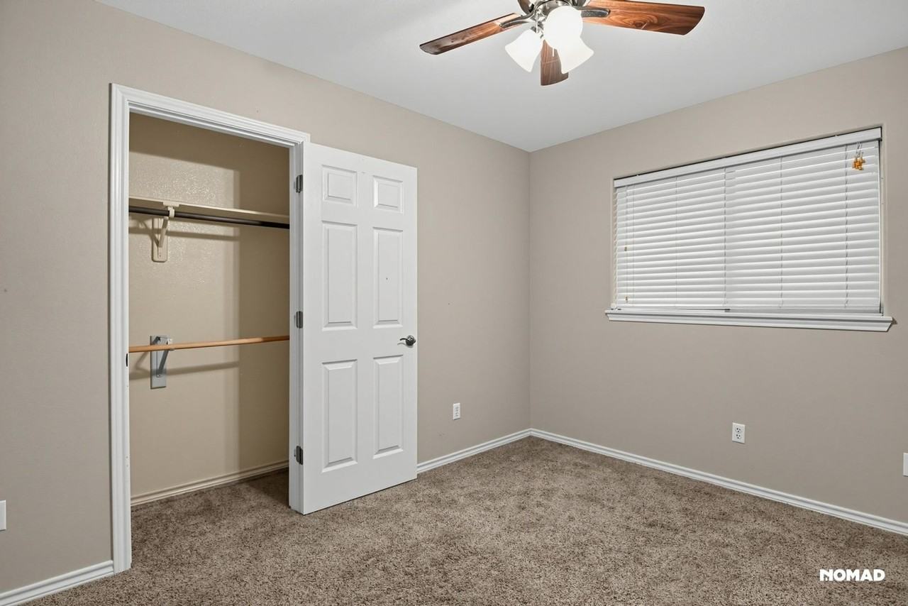 7510 Geiger Dr - Photo 6 of 31