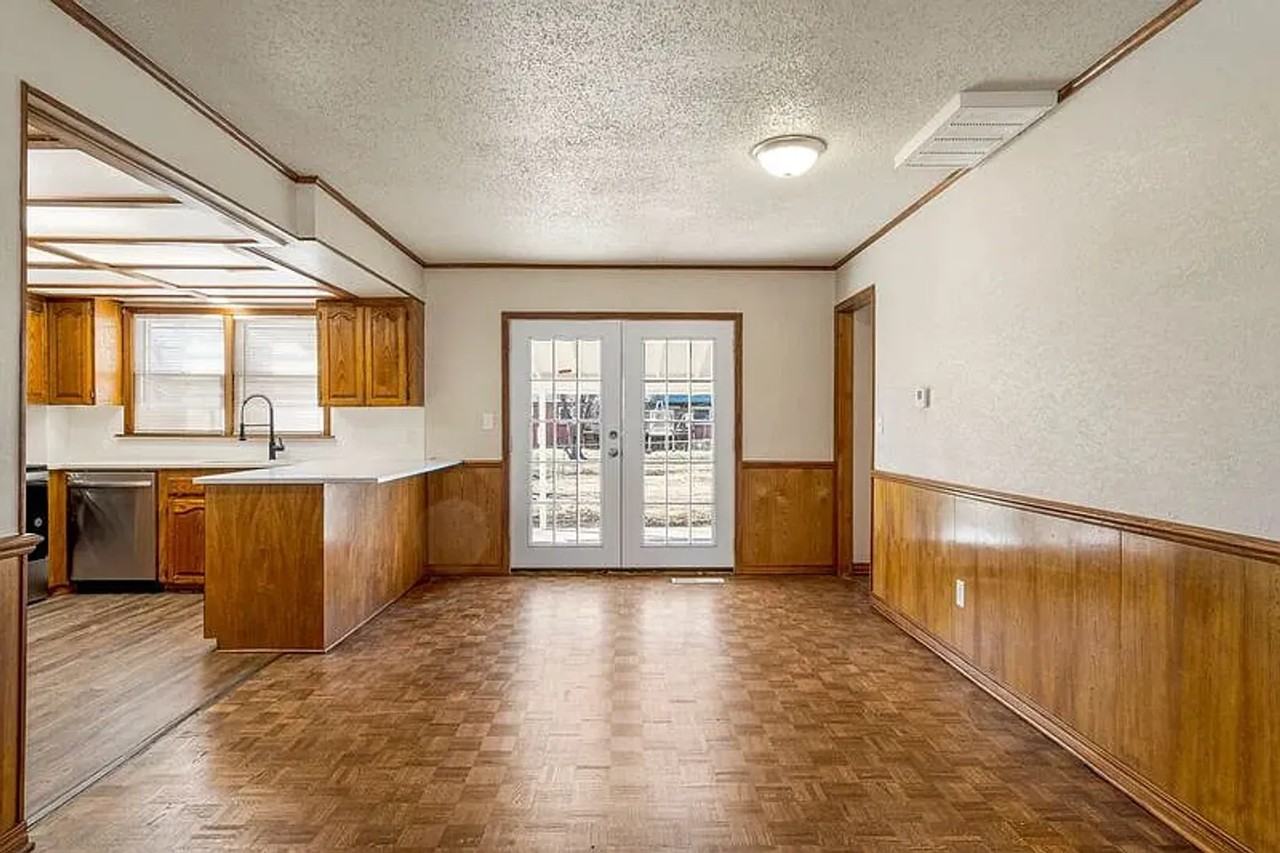 2844 S 73rd East Ave - Photo 2 of 12