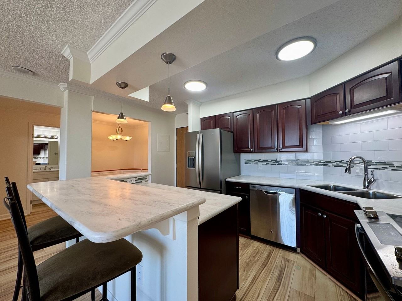 1301 Speer Blvd - Photo 4 of 21