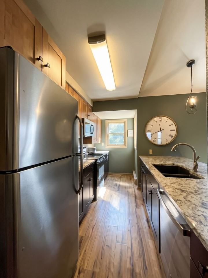 1120 Baldy Rd - Photo 6 of 22
