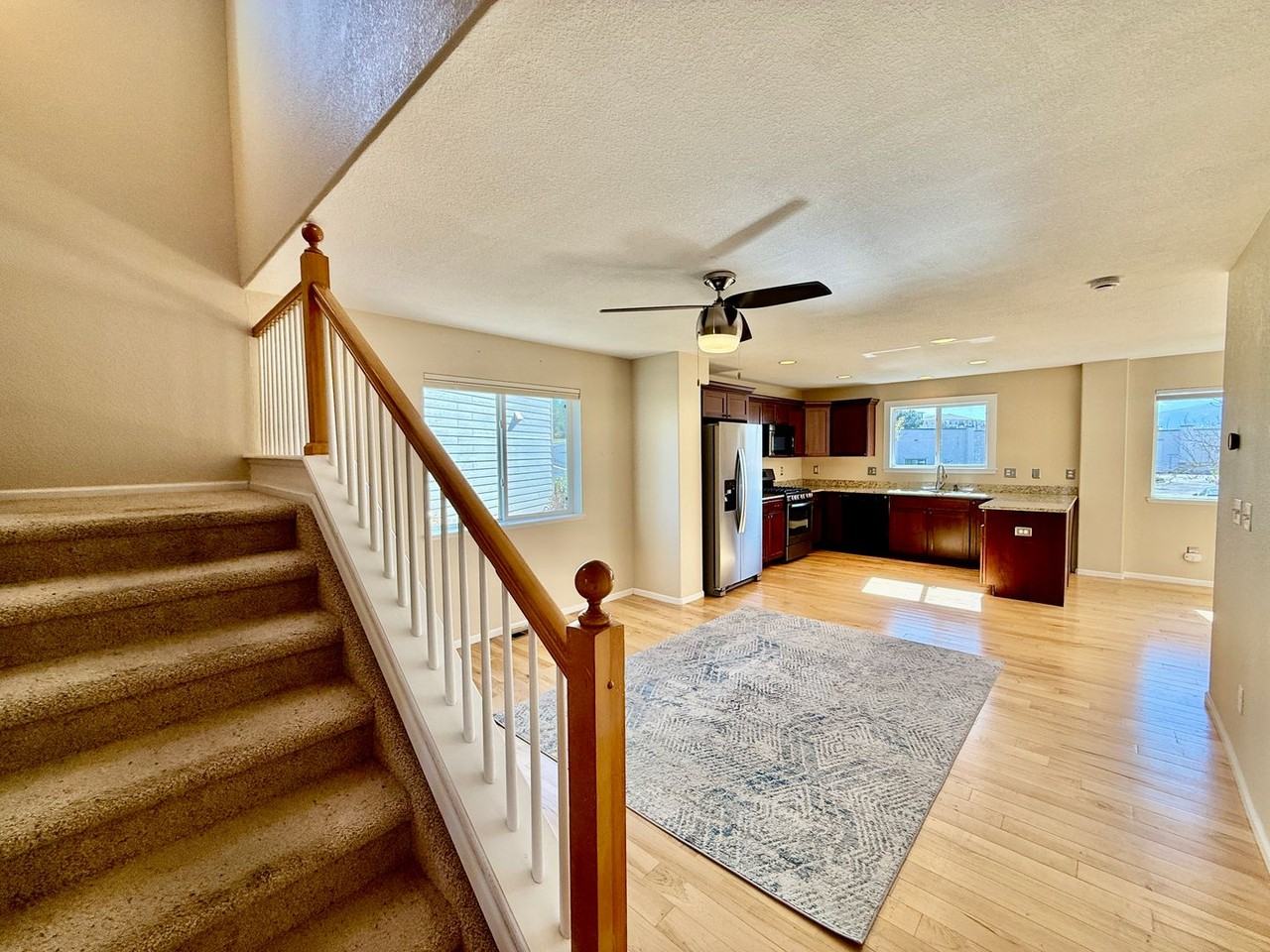 2123 Shady Aspen Dr - Photo 2 of 27