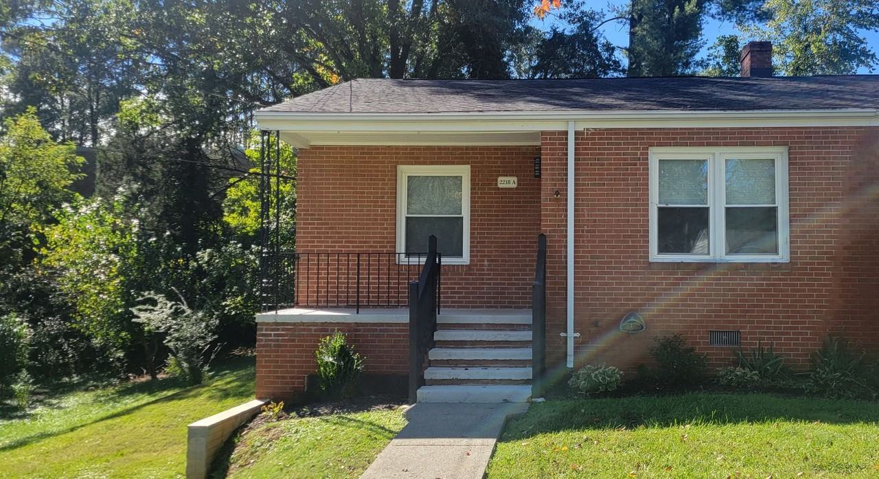 2218A Wayne Ave - Photo 2 of 26