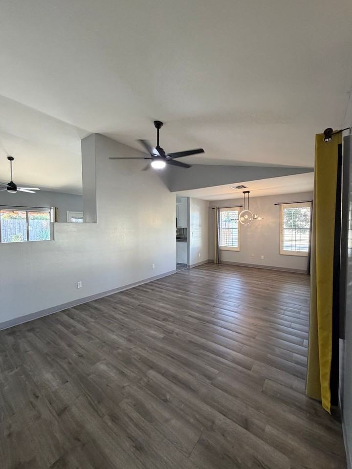 9821 Rancho Verde Dr - Photo 4 of 17