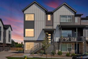 featured image of 5194 Vivian St