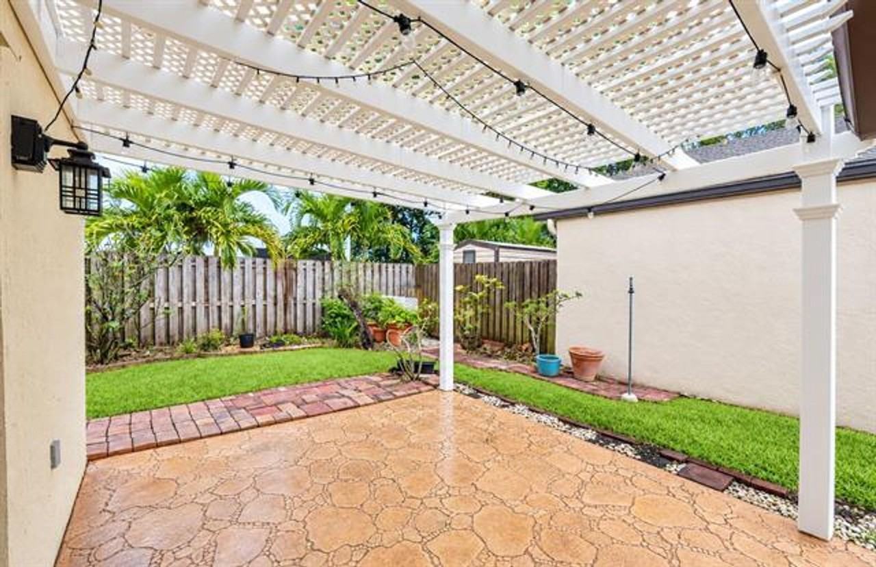 5611 Sw 97th Ter #5611 - Photo 5 of 25
