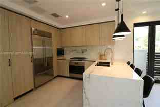 7504 7504 SW 100th St th 7504 - Photo 1 of 1