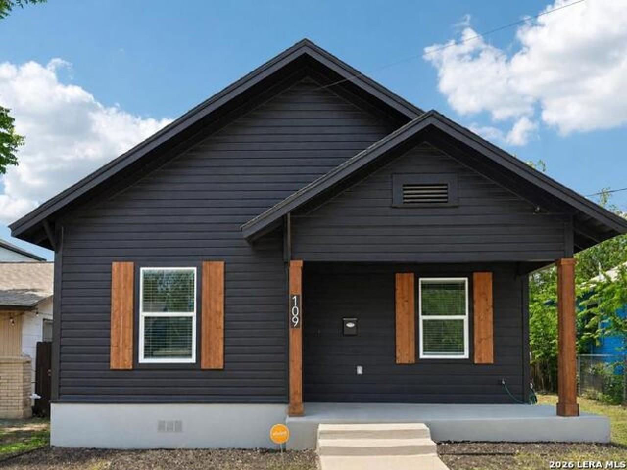 109 Utah St - Photo 3 of 31
