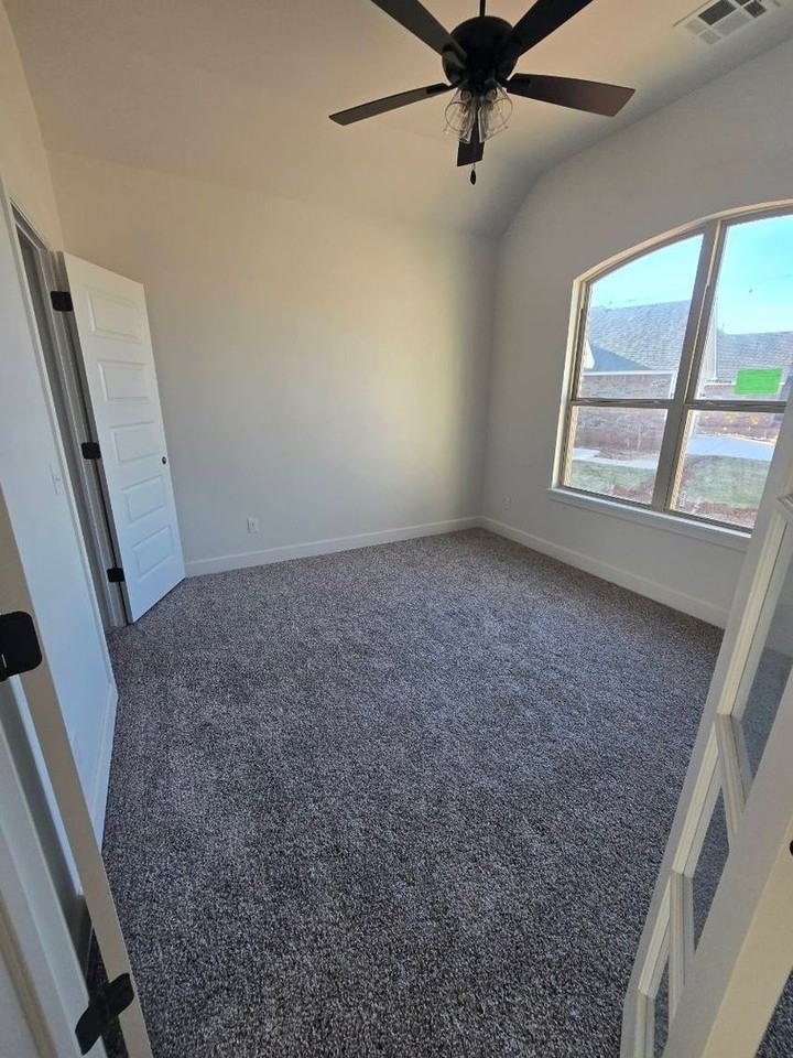 3025 3025 Rome Terrace - Photo 5 of 7