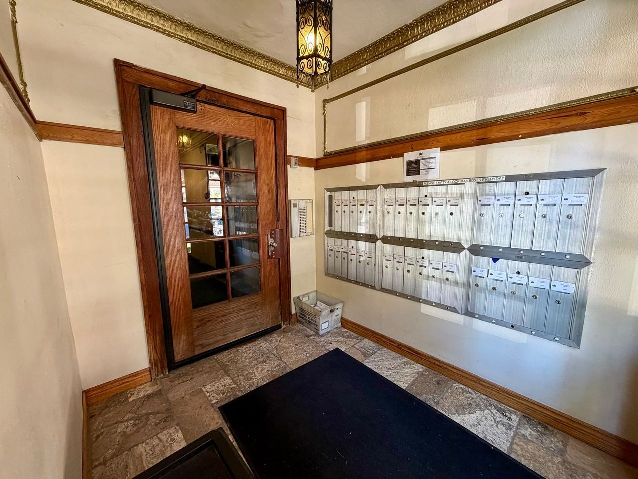 829 N Cass - Photo 2 of 3