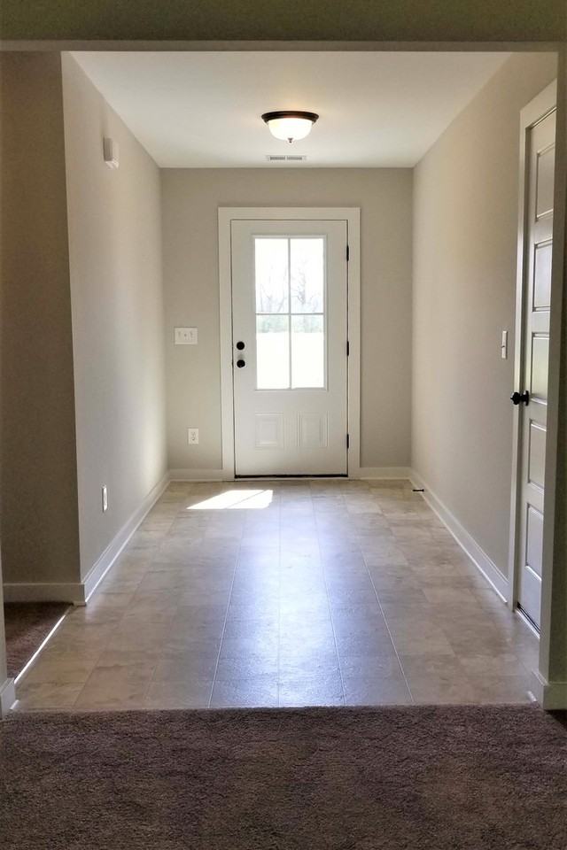 190 Elm Way - Photo 2 of 17