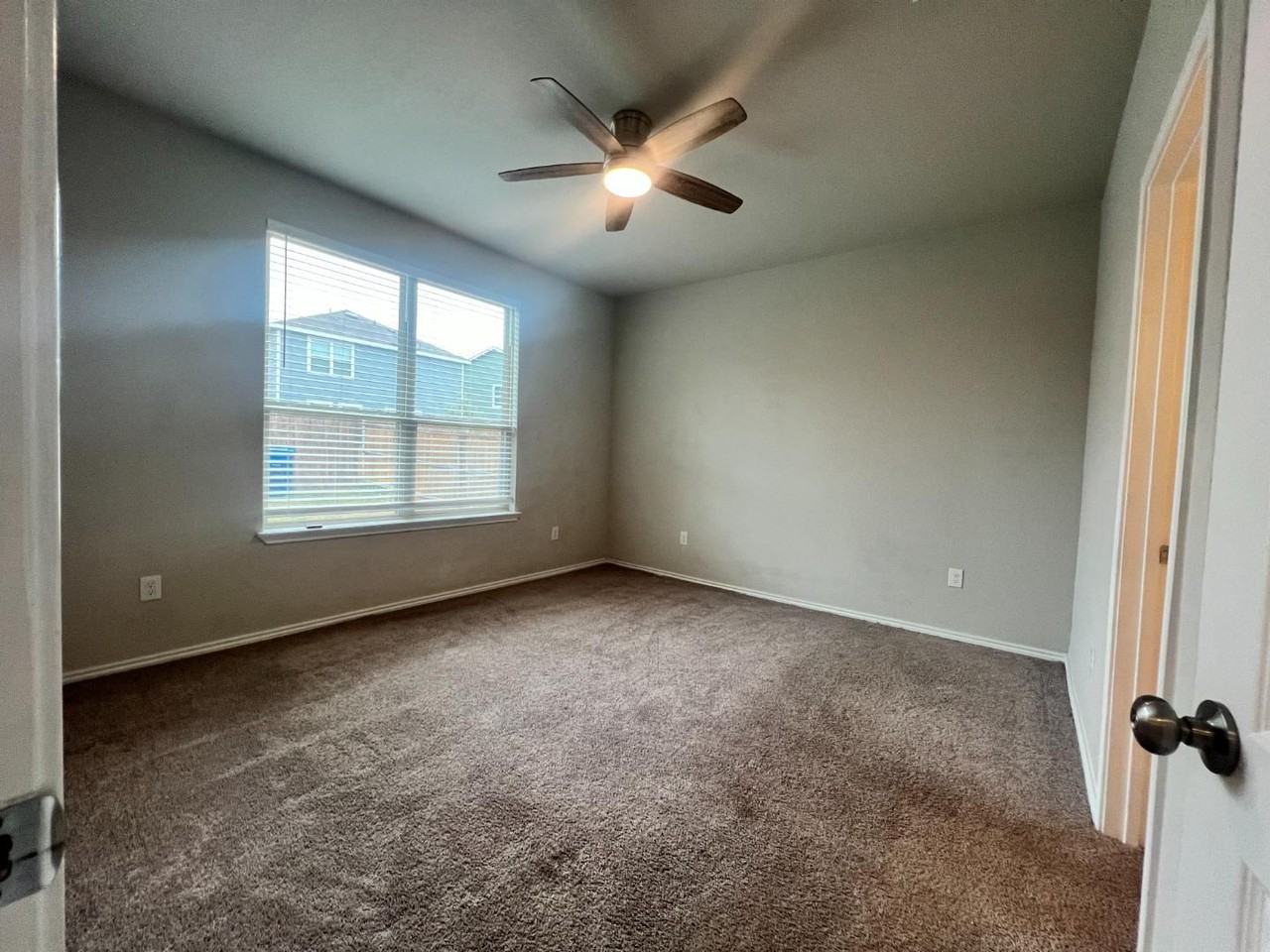 10131 Rancho Real Rd - Photo 6 of 17