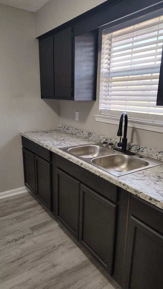 Westside Villas - Photo 4 of 8