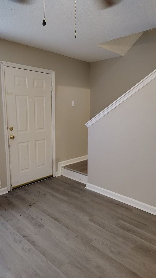 Westside Villas - Photo 5 of 8