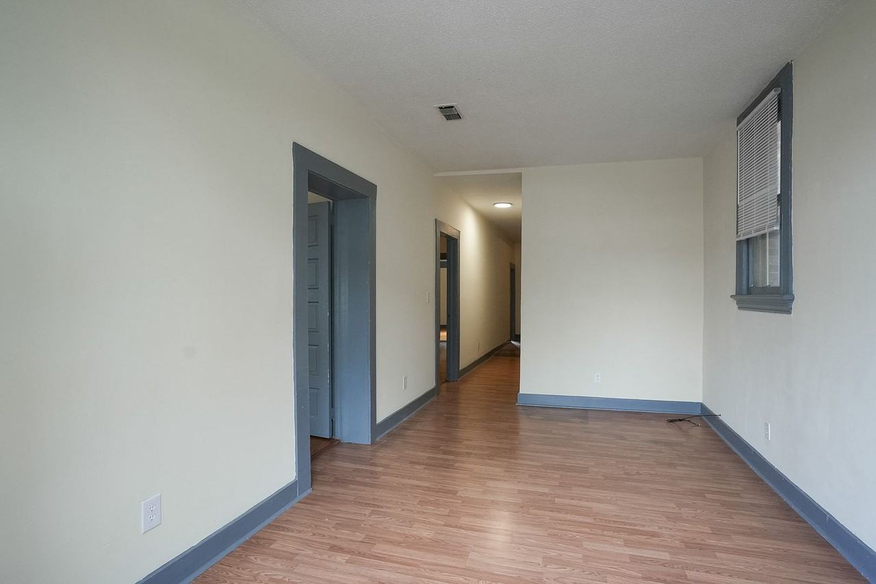 506 3rd St - Photo 3 of 24